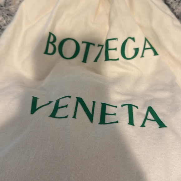 Bottega Veneta mini pouch - Picture 9 of 16